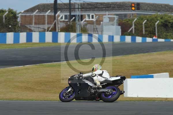 Motorcycle action photographs;Trackday digital images;donington;donington park leicestershire;donington photographs;event digital images;eventdigitalimages;no limits trackday;peter wileman photography;trackday;trackday photos