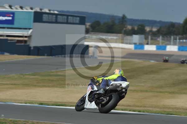 Motorcycle action photographs;Trackday digital images;donington;donington park leicestershire;donington photographs;event digital images;eventdigitalimages;no limits trackday;peter wileman photography;trackday;trackday photos