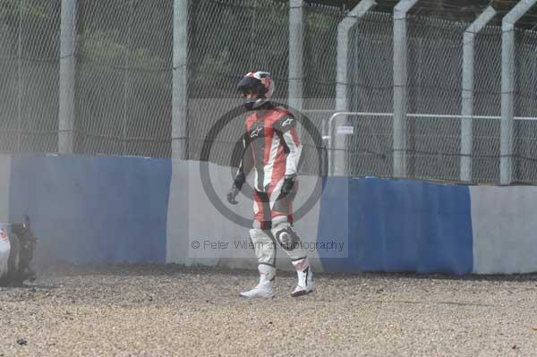 Motorcycle action photographs;Trackday digital images;donington;donington park leicestershire;donington photographs;event digital images;eventdigitalimages;no limits trackday;peter wileman photography;trackday;trackday photos