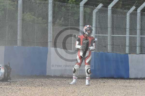 Motorcycle action photographs;Trackday digital images;donington;donington park leicestershire;donington photographs;event digital images;eventdigitalimages;no limits trackday;peter wileman photography;trackday;trackday photos