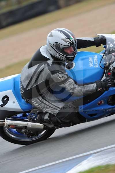 Motorcycle action photographs;Trackday digital images;donington;donington park leicestershire;donington photographs;event digital images;eventdigitalimages;no limits trackday;peter wileman photography;trackday;trackday photos