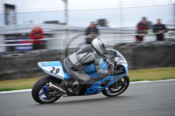 Motorcycle action photographs;Trackday digital images;donington;donington park leicestershire;donington photographs;event digital images;eventdigitalimages;no limits trackday;peter wileman photography;trackday;trackday photos