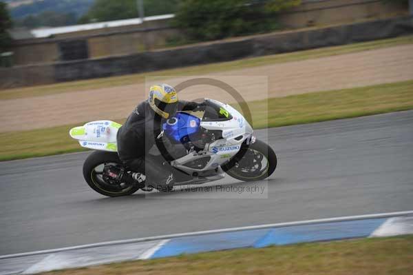 Motorcycle action photographs;Trackday digital images;donington;donington park leicestershire;donington photographs;event digital images;eventdigitalimages;no limits trackday;peter wileman photography;trackday;trackday photos