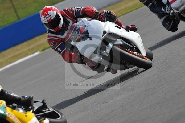 Motorcycle action photographs;Trackday digital images;donington;donington park leicestershire;donington photographs;event digital images;eventdigitalimages;no limits trackday;peter wileman photography;trackday;trackday photos
