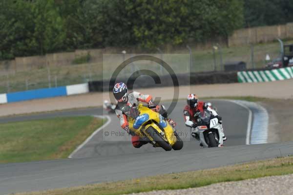 Motorcycle action photographs;Trackday digital images;donington;donington park leicestershire;donington photographs;event digital images;eventdigitalimages;no limits trackday;peter wileman photography;trackday;trackday photos