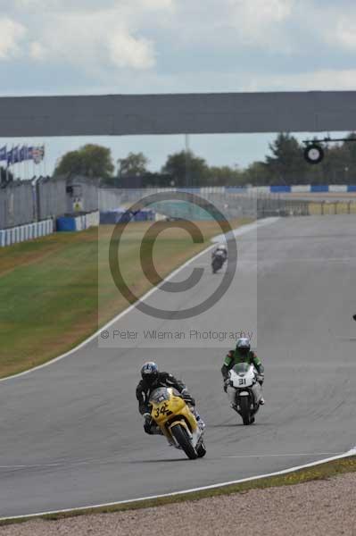 Motorcycle action photographs;Trackday digital images;donington;donington park leicestershire;donington photographs;event digital images;eventdigitalimages;no limits trackday;peter wileman photography;trackday;trackday photos
