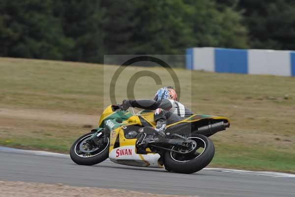 Motorcycle action photographs;Trackday digital images;donington;donington park leicestershire;donington photographs;event digital images;eventdigitalimages;no limits trackday;peter wileman photography;trackday;trackday photos