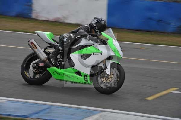 Motorcycle action photographs;Trackday digital images;donington;donington park leicestershire;donington photographs;event digital images;eventdigitalimages;no limits trackday;peter wileman photography;trackday;trackday photos