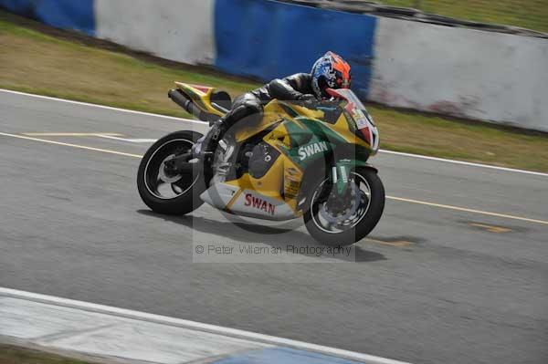 Motorcycle action photographs;Trackday digital images;donington;donington park leicestershire;donington photographs;event digital images;eventdigitalimages;no limits trackday;peter wileman photography;trackday;trackday photos