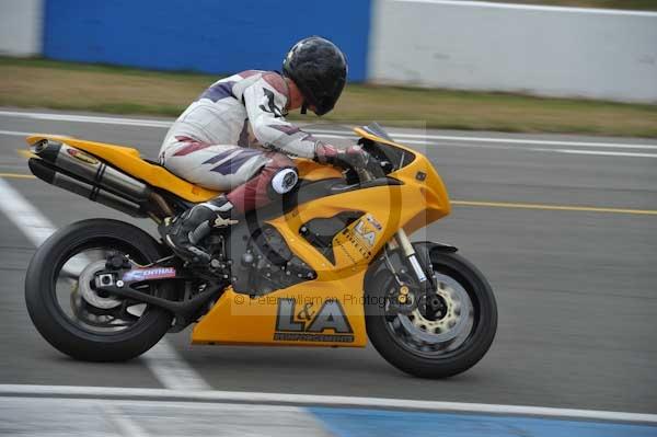 Motorcycle action photographs;Trackday digital images;donington;donington park leicestershire;donington photographs;event digital images;eventdigitalimages;no limits trackday;peter wileman photography;trackday;trackday photos