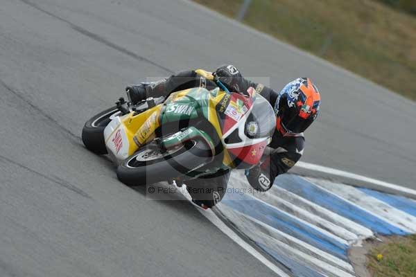 Motorcycle action photographs;Trackday digital images;donington;donington park leicestershire;donington photographs;event digital images;eventdigitalimages;no limits trackday;peter wileman photography;trackday;trackday photos