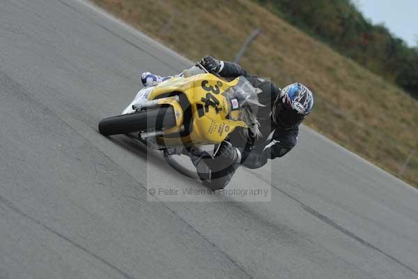 Motorcycle action photographs;Trackday digital images;donington;donington park leicestershire;donington photographs;event digital images;eventdigitalimages;no limits trackday;peter wileman photography;trackday;trackday photos