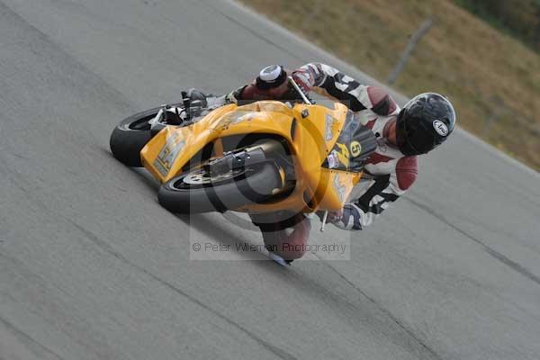 Motorcycle action photographs;Trackday digital images;donington;donington park leicestershire;donington photographs;event digital images;eventdigitalimages;no limits trackday;peter wileman photography;trackday;trackday photos