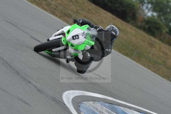 Motorcycle action photographs;Trackday digital images;donington;donington park leicestershire;donington photographs;event digital images;eventdigitalimages;no limits trackday;peter wileman photography;trackday;trackday photos