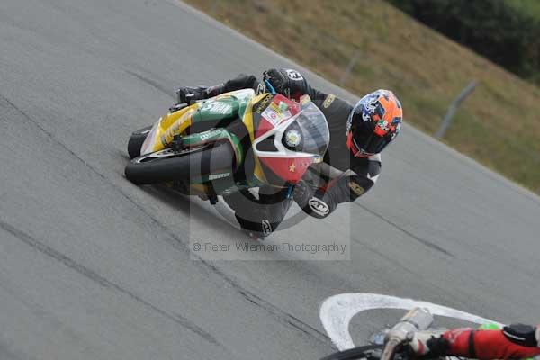 Motorcycle action photographs;Trackday digital images;donington;donington park leicestershire;donington photographs;event digital images;eventdigitalimages;no limits trackday;peter wileman photography;trackday;trackday photos