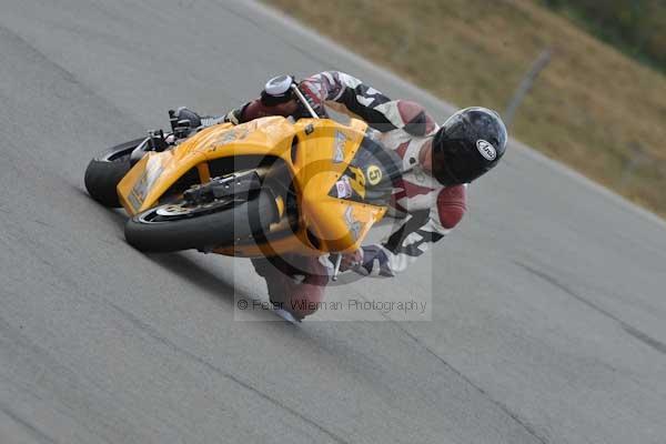 Motorcycle action photographs;Trackday digital images;donington;donington park leicestershire;donington photographs;event digital images;eventdigitalimages;no limits trackday;peter wileman photography;trackday;trackday photos