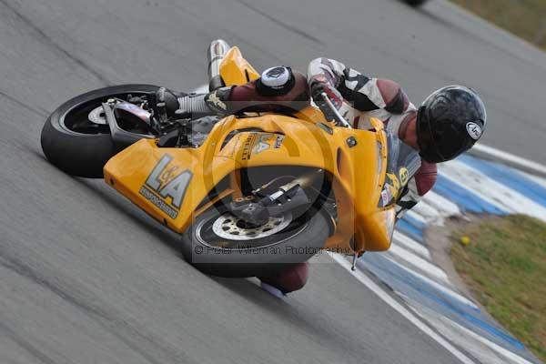 Motorcycle action photographs;Trackday digital images;donington;donington park leicestershire;donington photographs;event digital images;eventdigitalimages;no limits trackday;peter wileman photography;trackday;trackday photos