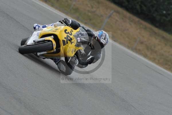 Motorcycle action photographs;Trackday digital images;donington;donington park leicestershire;donington photographs;event digital images;eventdigitalimages;no limits trackday;peter wileman photography;trackday;trackday photos