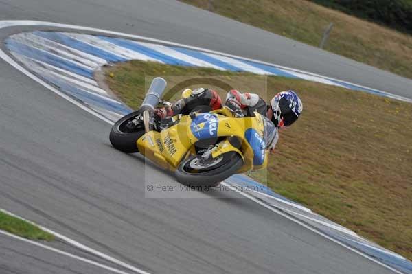 Motorcycle action photographs;Trackday digital images;donington;donington park leicestershire;donington photographs;event digital images;eventdigitalimages;no limits trackday;peter wileman photography;trackday;trackday photos