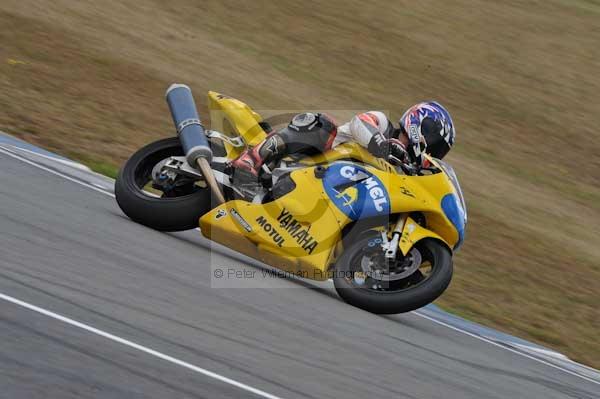 Motorcycle action photographs;Trackday digital images;donington;donington park leicestershire;donington photographs;event digital images;eventdigitalimages;no limits trackday;peter wileman photography;trackday;trackday photos