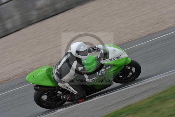 Motorcycle action photographs;Trackday digital images;donington;donington park leicestershire;donington photographs;event digital images;eventdigitalimages;no limits trackday;peter wileman photography;trackday;trackday photos