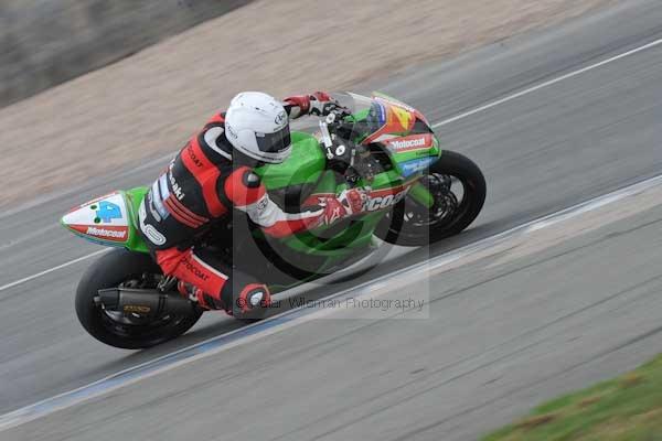 Motorcycle action photographs;Trackday digital images;donington;donington park leicestershire;donington photographs;event digital images;eventdigitalimages;no limits trackday;peter wileman photography;trackday;trackday photos