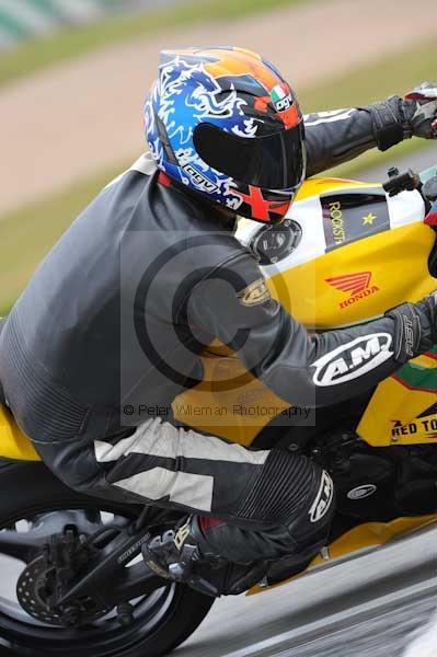 Motorcycle action photographs;Trackday digital images;donington;donington park leicestershire;donington photographs;event digital images;eventdigitalimages;no limits trackday;peter wileman photography;trackday;trackday photos