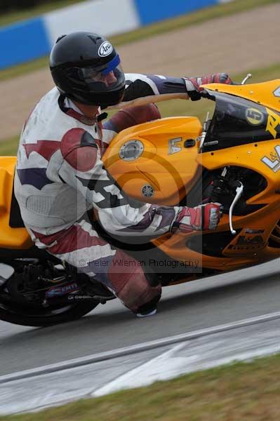Motorcycle action photographs;Trackday digital images;donington;donington park leicestershire;donington photographs;event digital images;eventdigitalimages;no limits trackday;peter wileman photography;trackday;trackday photos