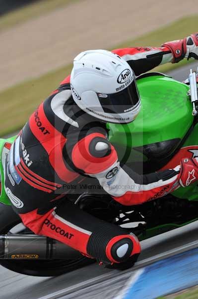 Motorcycle action photographs;Trackday digital images;donington;donington park leicestershire;donington photographs;event digital images;eventdigitalimages;no limits trackday;peter wileman photography;trackday;trackday photos