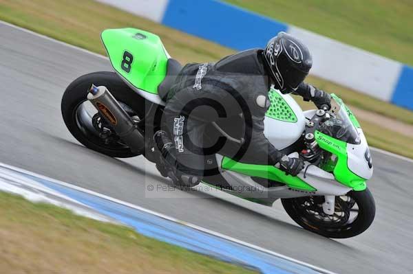 Motorcycle action photographs;Trackday digital images;donington;donington park leicestershire;donington photographs;event digital images;eventdigitalimages;no limits trackday;peter wileman photography;trackday;trackday photos