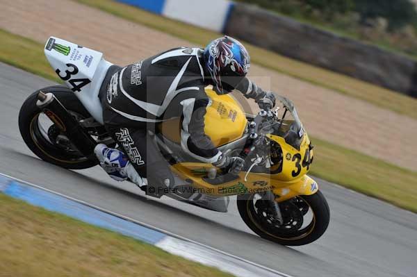 Motorcycle action photographs;Trackday digital images;donington;donington park leicestershire;donington photographs;event digital images;eventdigitalimages;no limits trackday;peter wileman photography;trackday;trackday photos