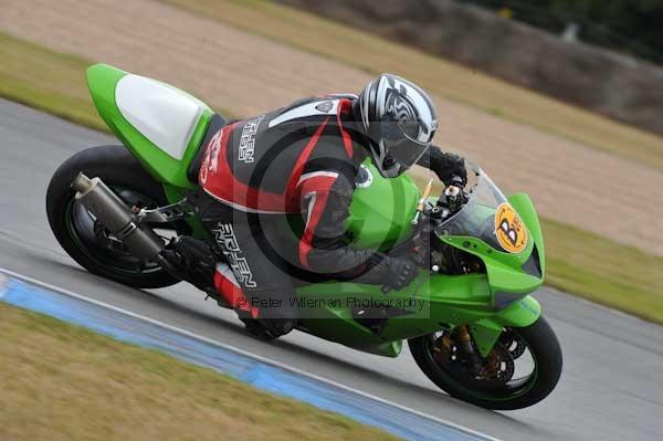 Motorcycle action photographs;Trackday digital images;donington;donington park leicestershire;donington photographs;event digital images;eventdigitalimages;no limits trackday;peter wileman photography;trackday;trackday photos