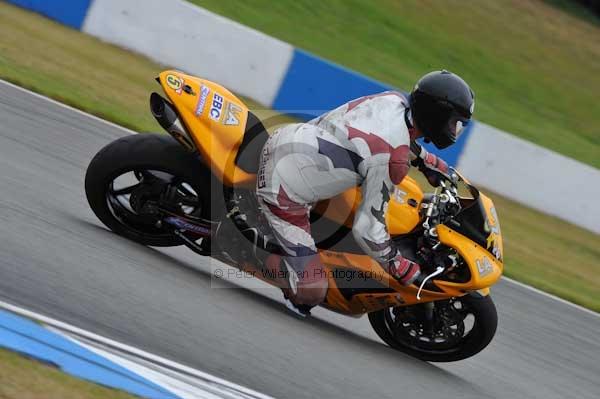 Motorcycle action photographs;Trackday digital images;donington;donington park leicestershire;donington photographs;event digital images;eventdigitalimages;no limits trackday;peter wileman photography;trackday;trackday photos