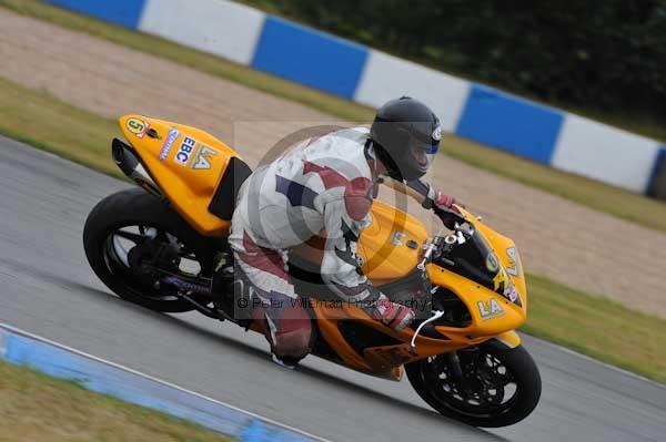 Motorcycle action photographs;Trackday digital images;donington;donington park leicestershire;donington photographs;event digital images;eventdigitalimages;no limits trackday;peter wileman photography;trackday;trackday photos