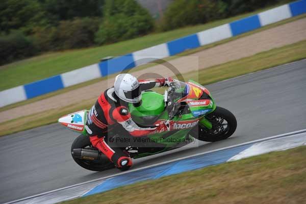 Motorcycle action photographs;Trackday digital images;donington;donington park leicestershire;donington photographs;event digital images;eventdigitalimages;no limits trackday;peter wileman photography;trackday;trackday photos