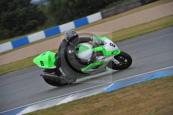 Motorcycle action photographs;Trackday digital images;donington;donington park leicestershire;donington photographs;event digital images;eventdigitalimages;no limits trackday;peter wileman photography;trackday;trackday photos