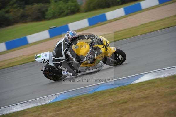 Motorcycle action photographs;Trackday digital images;donington;donington park leicestershire;donington photographs;event digital images;eventdigitalimages;no limits trackday;peter wileman photography;trackday;trackday photos