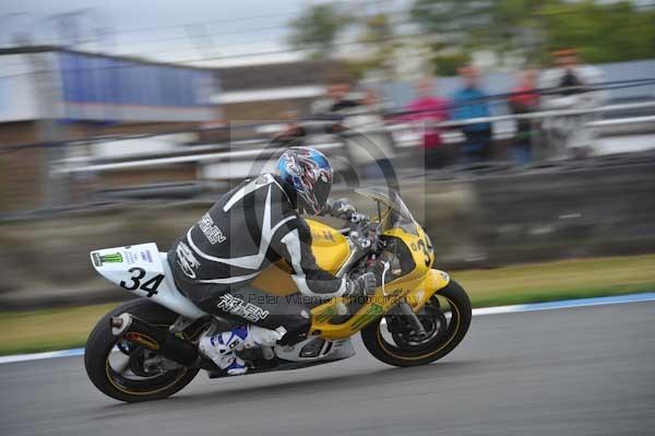 Motorcycle action photographs;Trackday digital images;donington;donington park leicestershire;donington photographs;event digital images;eventdigitalimages;no limits trackday;peter wileman photography;trackday;trackday photos