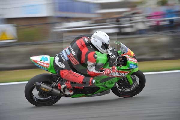 Motorcycle action photographs;Trackday digital images;donington;donington park leicestershire;donington photographs;event digital images;eventdigitalimages;no limits trackday;peter wileman photography;trackday;trackday photos