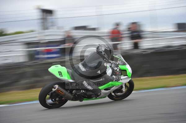 Motorcycle action photographs;Trackday digital images;donington;donington park leicestershire;donington photographs;event digital images;eventdigitalimages;no limits trackday;peter wileman photography;trackday;trackday photos
