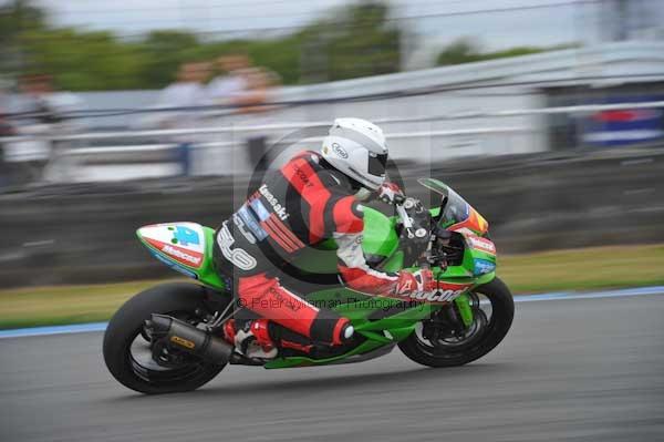 Motorcycle action photographs;Trackday digital images;donington;donington park leicestershire;donington photographs;event digital images;eventdigitalimages;no limits trackday;peter wileman photography;trackday;trackday photos