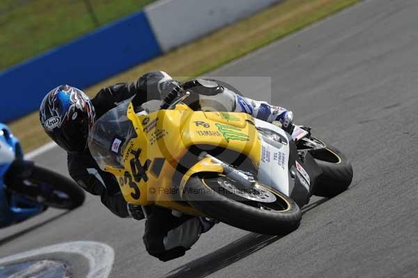 Motorcycle action photographs;Trackday digital images;donington;donington park leicestershire;donington photographs;event digital images;eventdigitalimages;no limits trackday;peter wileman photography;trackday;trackday photos