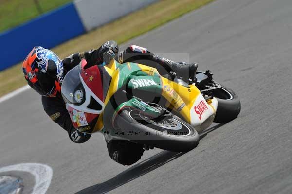 Motorcycle action photographs;Trackday digital images;donington;donington park leicestershire;donington photographs;event digital images;eventdigitalimages;no limits trackday;peter wileman photography;trackday;trackday photos