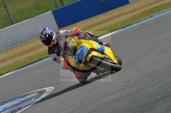 Motorcycle action photographs;Trackday digital images;donington;donington park leicestershire;donington photographs;event digital images;eventdigitalimages;no limits trackday;peter wileman photography;trackday;trackday photos