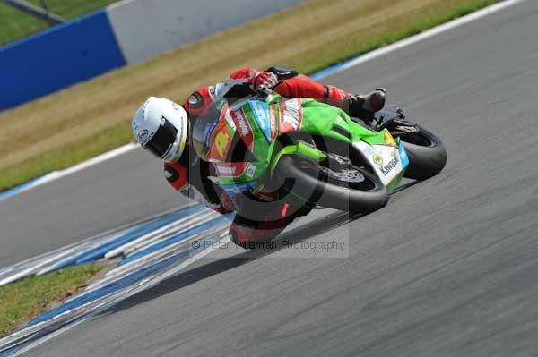 Motorcycle action photographs;Trackday digital images;donington;donington park leicestershire;donington photographs;event digital images;eventdigitalimages;no limits trackday;peter wileman photography;trackday;trackday photos
