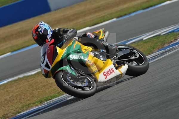 Motorcycle action photographs;Trackday digital images;donington;donington park leicestershire;donington photographs;event digital images;eventdigitalimages;no limits trackday;peter wileman photography;trackday;trackday photos