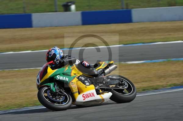 Motorcycle action photographs;Trackday digital images;donington;donington park leicestershire;donington photographs;event digital images;eventdigitalimages;no limits trackday;peter wileman photography;trackday;trackday photos