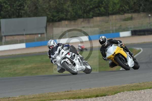 Motorcycle action photographs;Trackday digital images;donington;donington park leicestershire;donington photographs;event digital images;eventdigitalimages;no limits trackday;peter wileman photography;trackday;trackday photos