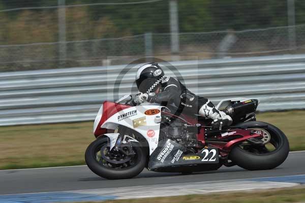 Motorcycle action photographs;Trackday digital images;donington;donington park leicestershire;donington photographs;event digital images;eventdigitalimages;no limits trackday;peter wileman photography;trackday;trackday photos