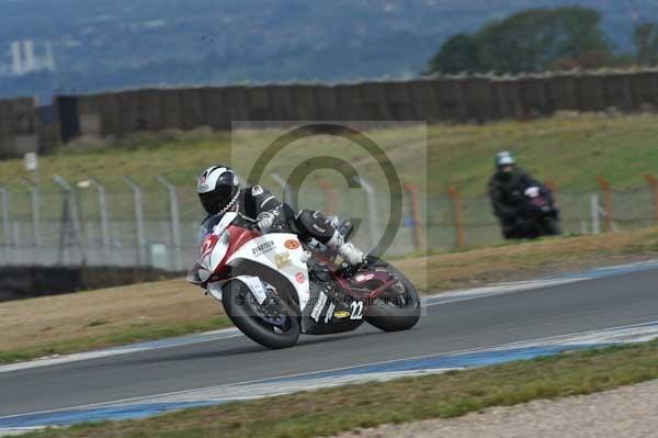 Motorcycle action photographs;Trackday digital images;donington;donington park leicestershire;donington photographs;event digital images;eventdigitalimages;no limits trackday;peter wileman photography;trackday;trackday photos